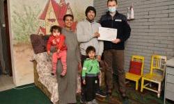 UNICEF, in co-operation with the Red Cross of Serbia, distributes financial humanitarian aid to the most vulnerable families