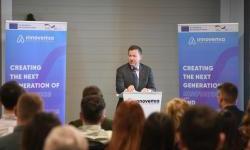 BE-ja dhe Gjermania mbështesin tranzicionin digjital dhe kontribuojnë në krijimin e vendeve të punës në sektorin e TI-së në Kosovë