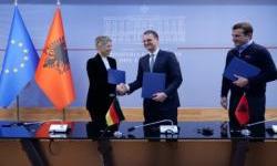 Nënshkruhen marrëveshjet e financimit, Gjermania dhe BE-ja mbështesin Transportin e Gjelbër në Tiranë me 81.2 milionë euro