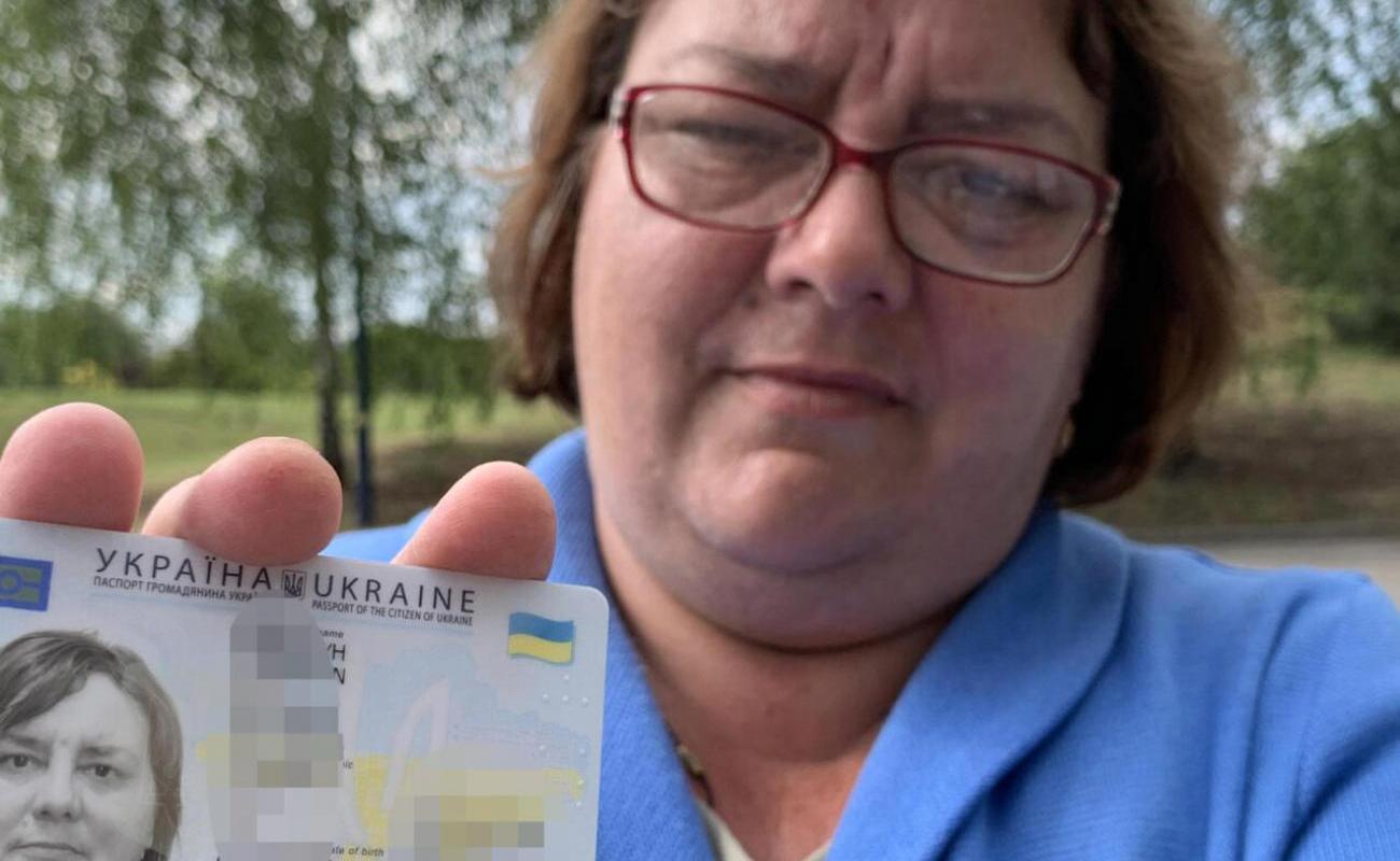 Russia Passports Forced On Ukrainians 'to Erase Identity ...