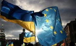 EU agrees to give €500M in arms, aid to Ukrainian military in ‘watershed’ move