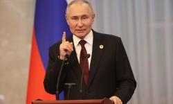 Putin orders FSB to step up surveillance of Russians and borders
