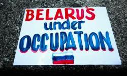 With the world looking away, Russia quietly took control over Belarus