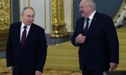 Russia moving nuclear warheads to Belarus, says dictator Lukashenko