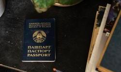 Passport as a weapon. What does Lukashenko intend?