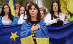 Europeans open to Ukraine joining EU, survey shows before key summit